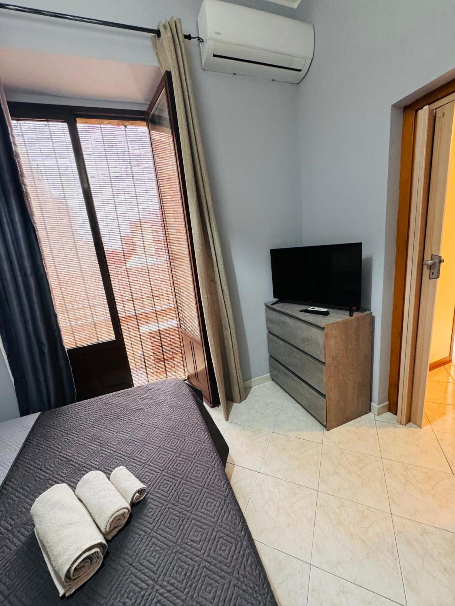 דירות קטאניה Caronda Etnea House מראה חיצוני תמונה