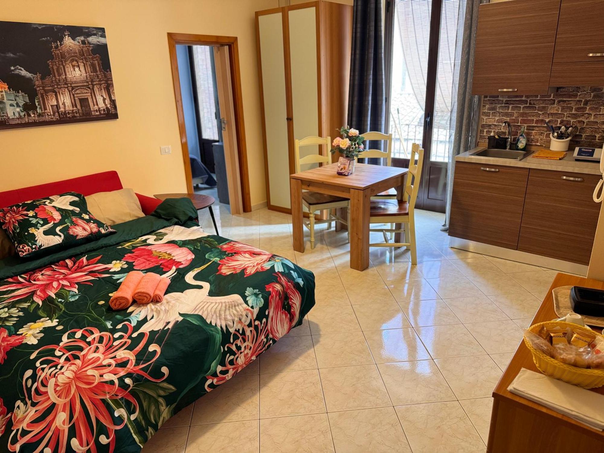 דירות קטאניה Caronda Etnea House מראה חיצוני תמונה